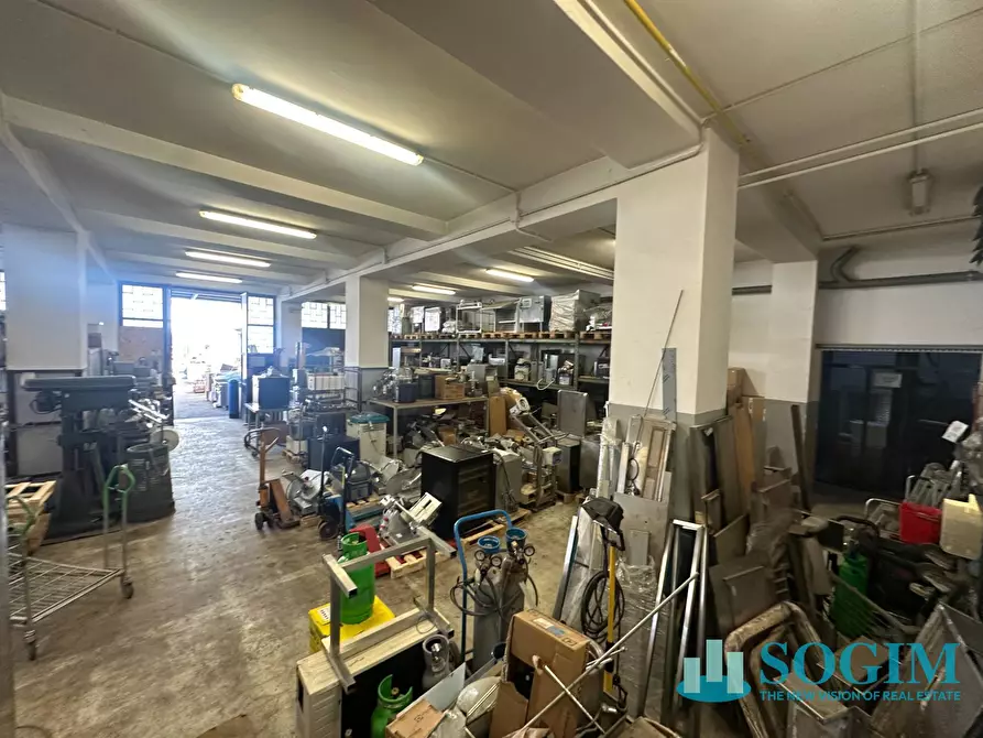 Immagine 8 di Capannone industriale in vendita  in Via Cadorna a Cormano