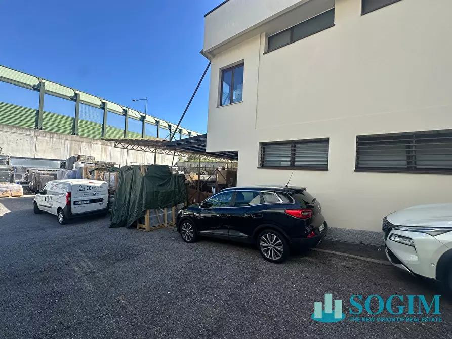 Immagine 11 di Capannone industriale in vendita  in Via Cadorna a Cormano