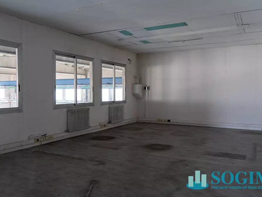 Immagine 19 di Capannone industriale in vendita  in Via San Maurizio 1 a Turate