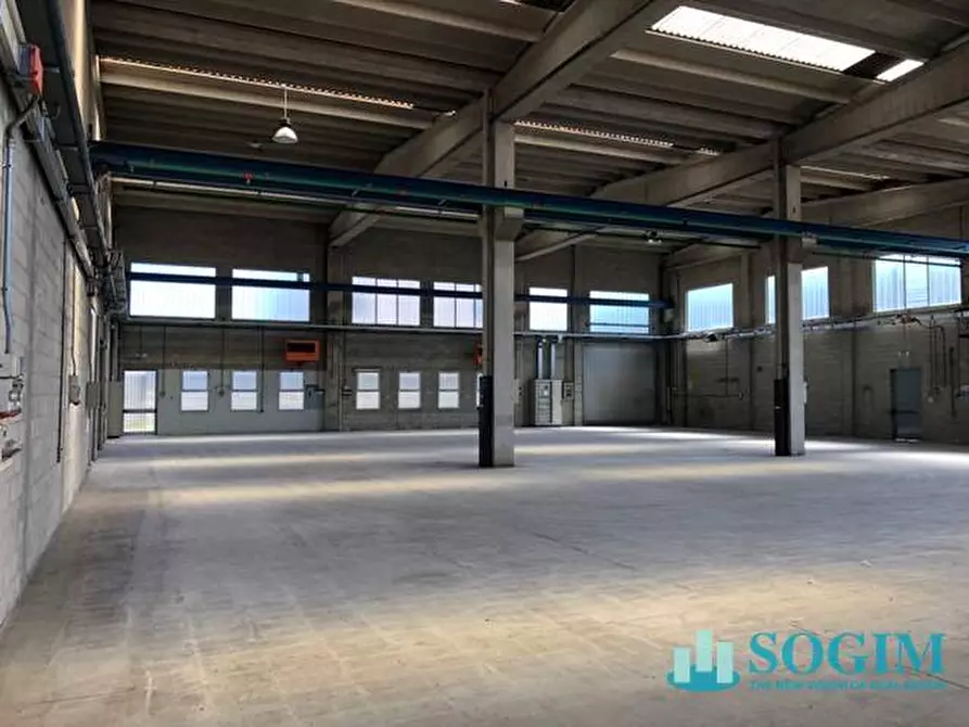 Immagine 15 di Capannone industriale in vendita  in Via San Maurizio 1 a Turate