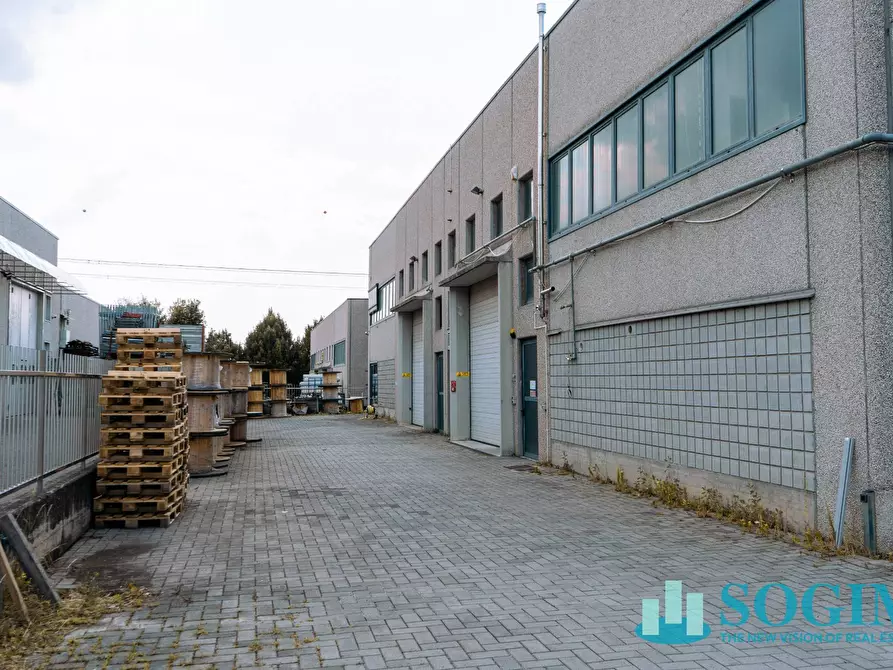 Immagine 3 di Capannone industriale in vendita  in Via caduti di nassirya 12 a Solbiate Con Cagno