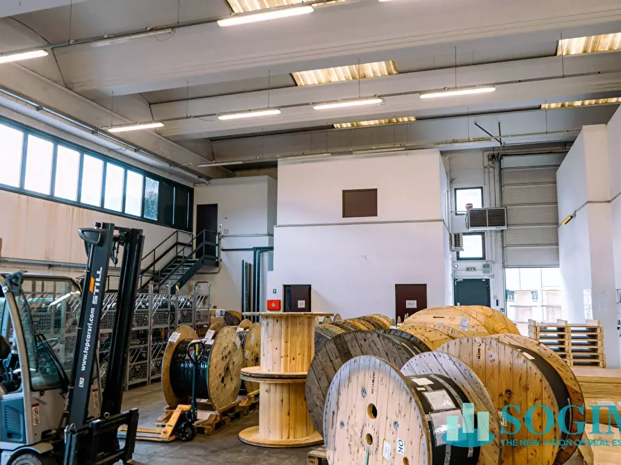 Immagine 10 di Capannone industriale in vendita  in Via caduti di nassirya 12 a Solbiate Con Cagno