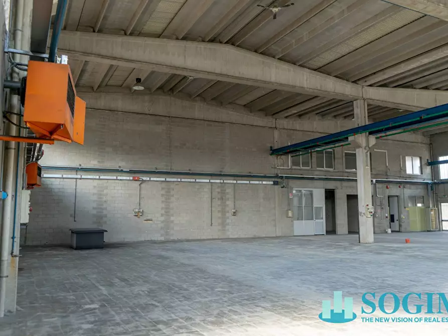 Immagine 7 di Capannone industriale in affitto  in Via San Maurizio 1 a Turate