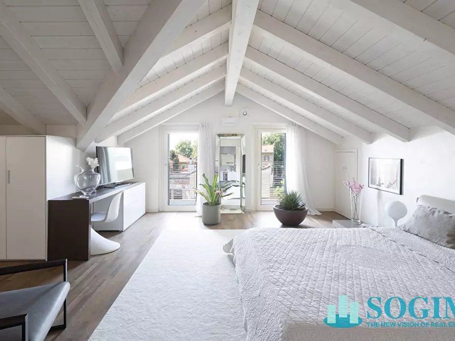 Immagine 42 di Attico in vendita  in Via Maggiolini 10 a Monza