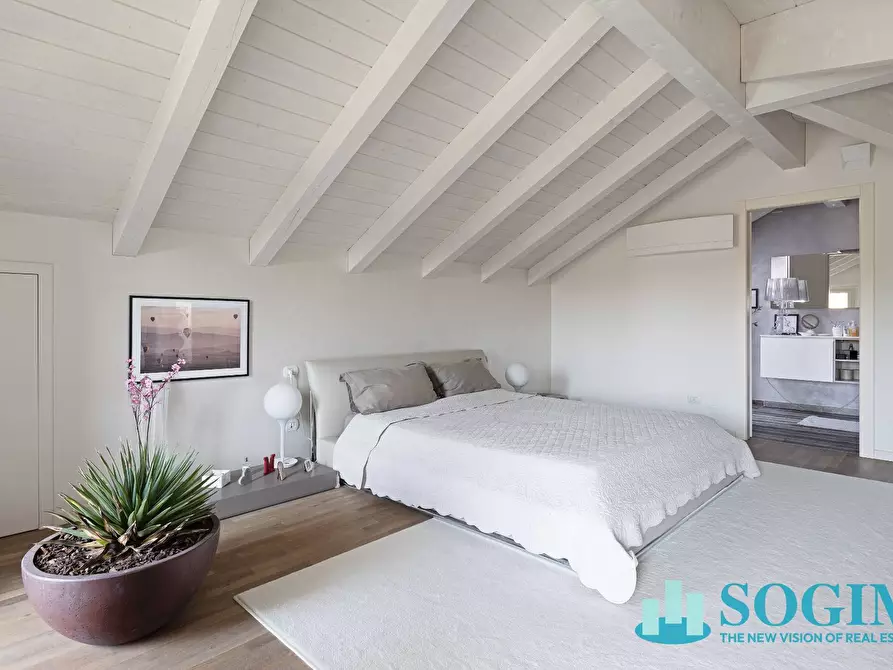 Immagine 54 di Attico in vendita  in Via Maggiolini 10 a Monza