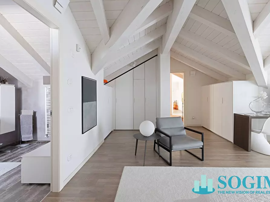 Immagine 56 di Attico in vendita  in Via Maggiolini 10 a Monza