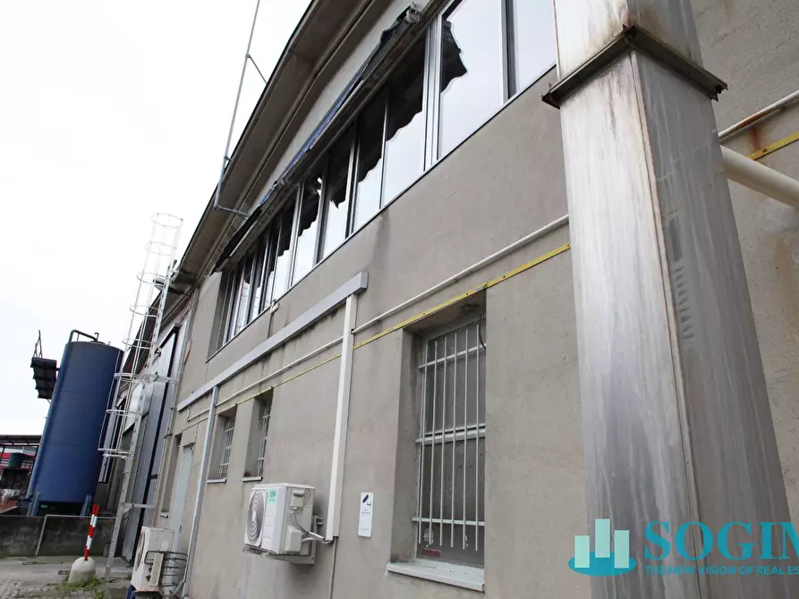 Immagine 36 di Capannone industriale in vendita  in via pascoli 4 a Basiano