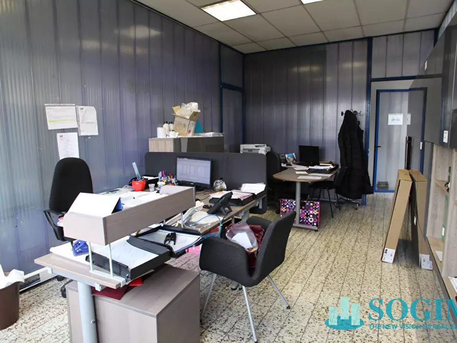 Immagine 20 di Capannone industriale in vendita  in via pascoli 4 a Basiano