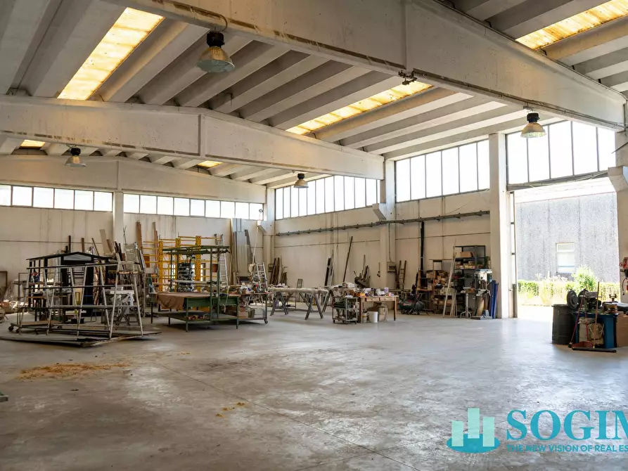 Immagine 2 di Capannone industriale in vendita  in Via  Guglielmetti 14 a Solbiate Con Cagno