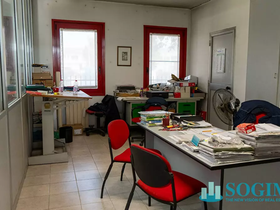 Immagine 14 di Capannone industriale in vendita  in Via  Guglielmetti 14 a Solbiate Con Cagno