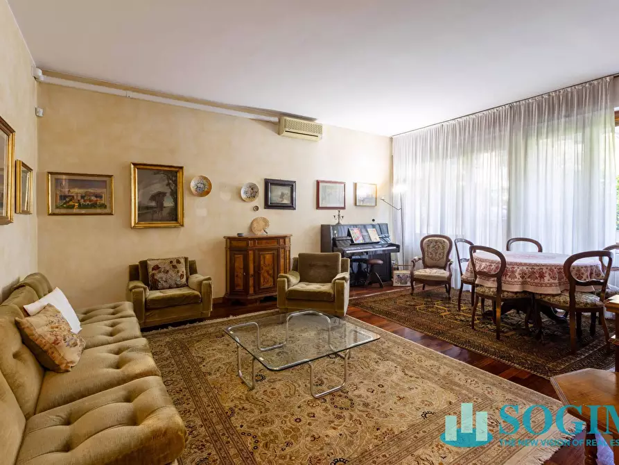 Immagine 5 di Appartamento in vendita  in via Bellini 25 a Monza