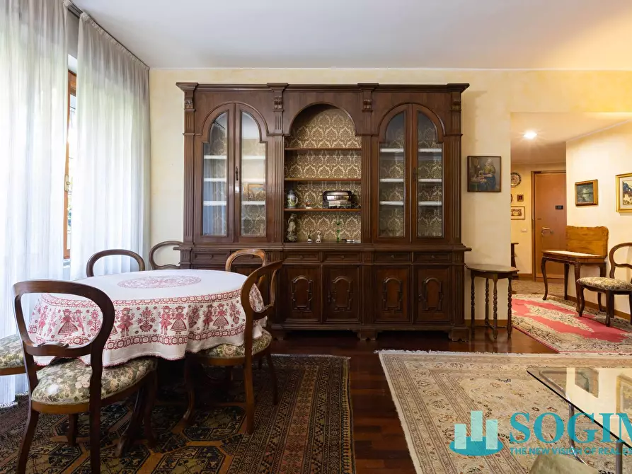 Immagine 12 di Appartamento in vendita  in via Bellini 25 a Monza