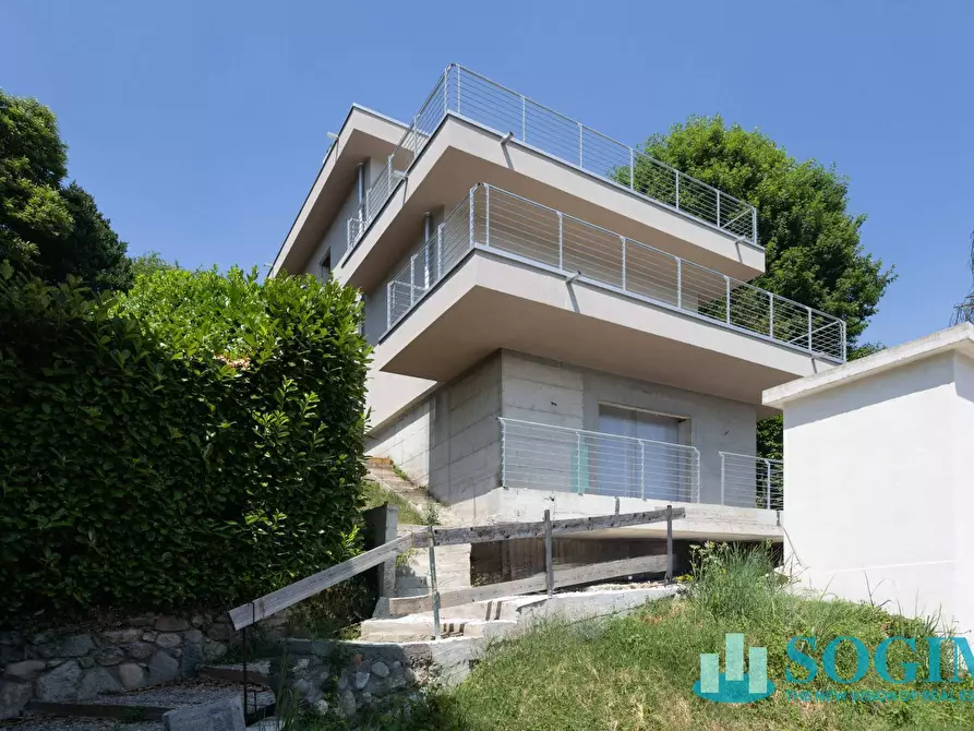 Immagine 12 di Villa in vendita  in Via Giuseppe Garibaldi 25 a Sirtori