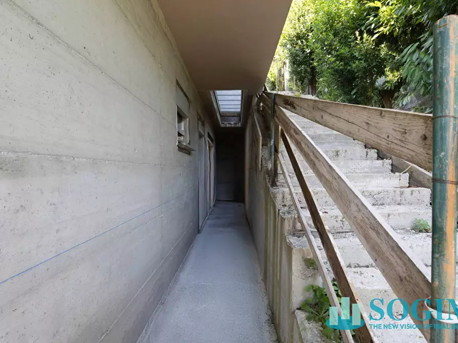 Immagine 41 di Villa in vendita  in Via Giuseppe Garibaldi 25 a Sirtori