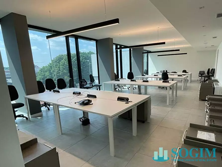 Immagine 2 di Ufficio in affitto  in via carducci 101 a Lissone