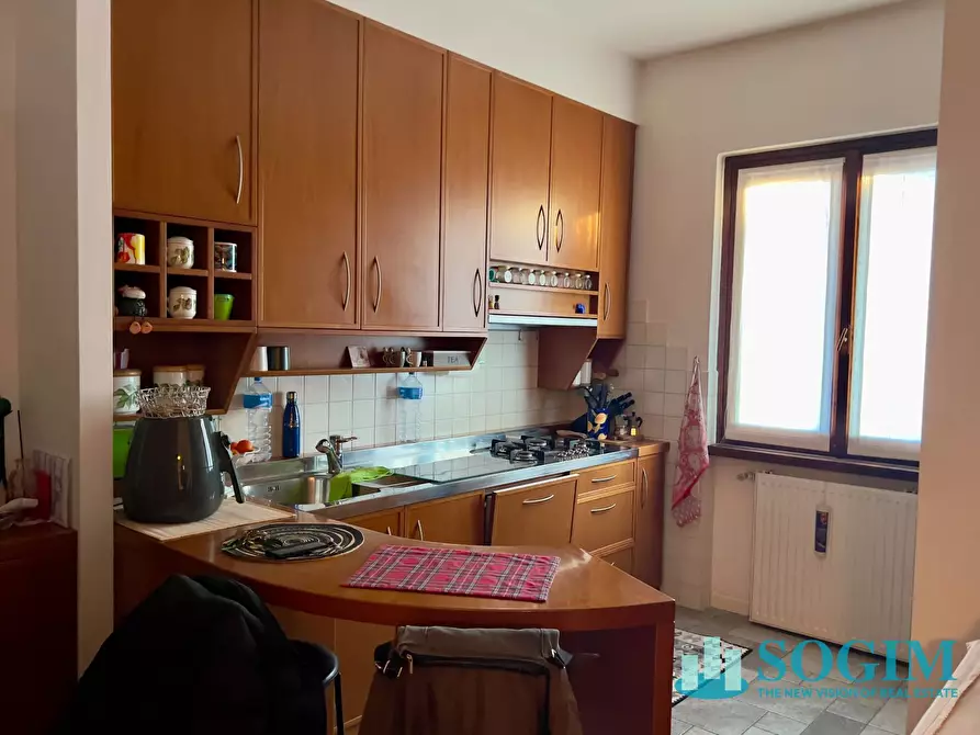 Immagine 3 di Appartamento in vendita  in via giotto a Albese Con Cassano