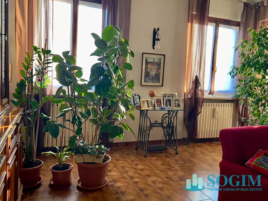 Immagine 3 di Appartamento in vendita  in via giotto a Albese Con Cassano