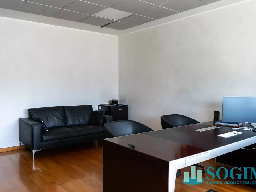 Immagine 48 di Ufficio in vendita  in Via Margherita Viganò De Vizzi 93/95 a Cinisello Balsamo