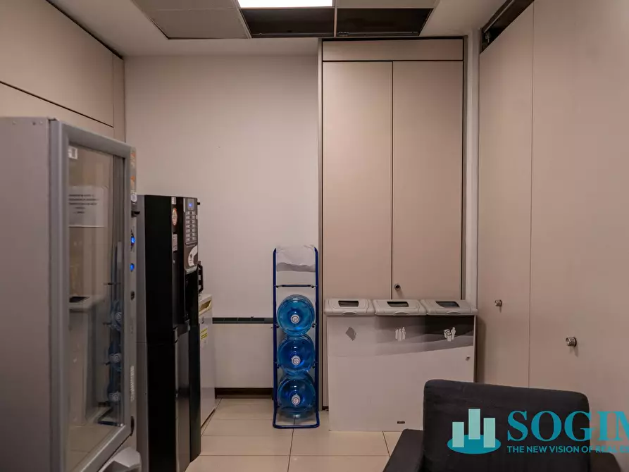 Immagine 57 di Ufficio in vendita  in Via Margherita Viganò De Vizzi 93/95 a Cinisello Balsamo