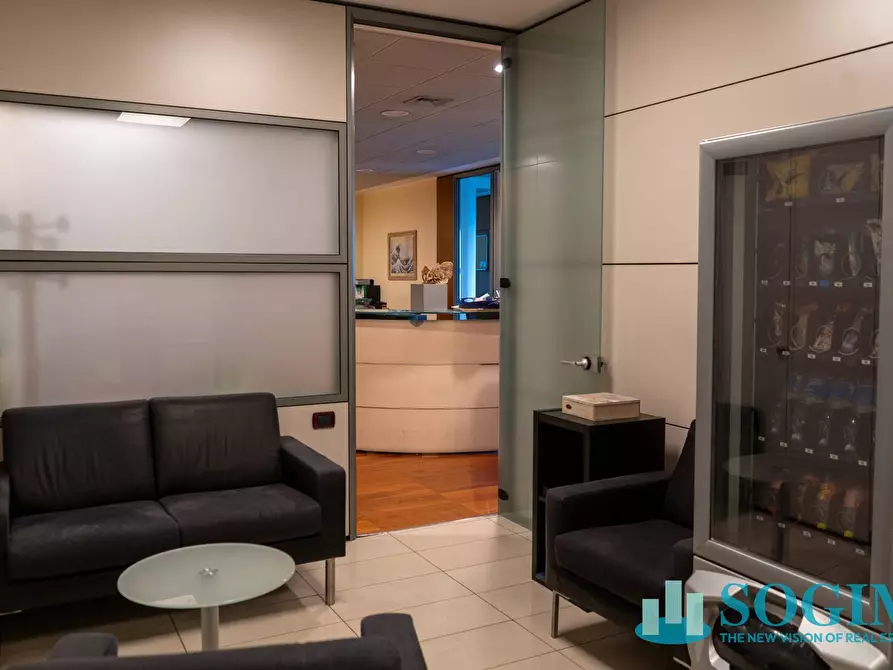 Immagine 58 di Ufficio in vendita  in Via Margherita Viganò De Vizzi 93/95 a Cinisello Balsamo