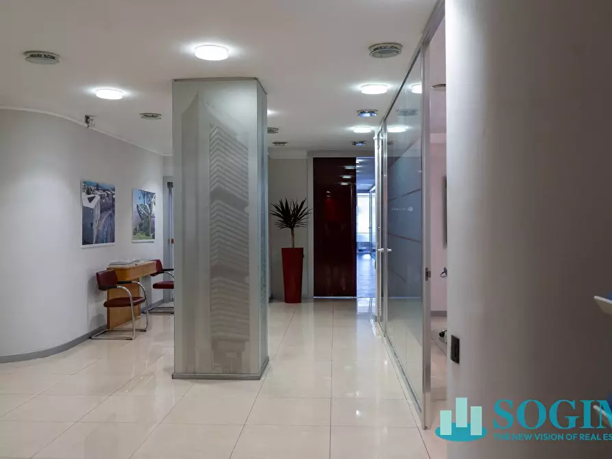 Immagine 59 di Ufficio in vendita  in Via Margherita Viganò De Vizzi 93/95 a Cinisello Balsamo