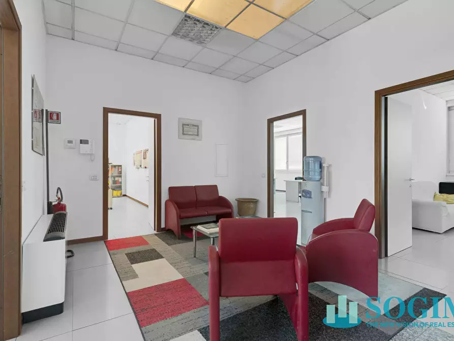 Immagine 1 di Capannone industriale in vendita  in LIBERO BIAGI 5 a Sesto San Giovanni