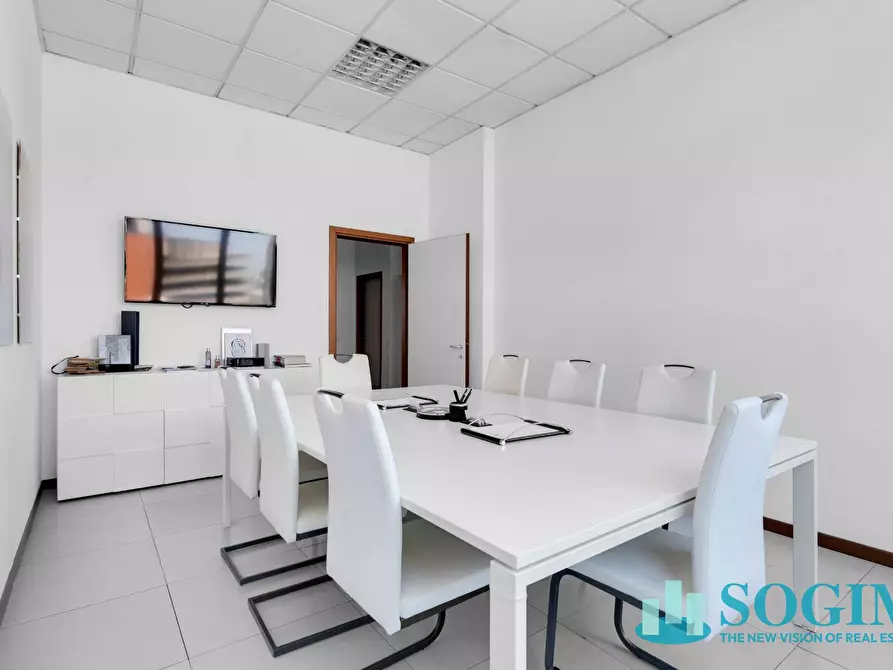 Immagine 5 di Capannone industriale in vendita  in LIBERO BIAGI 5 a Sesto San Giovanni