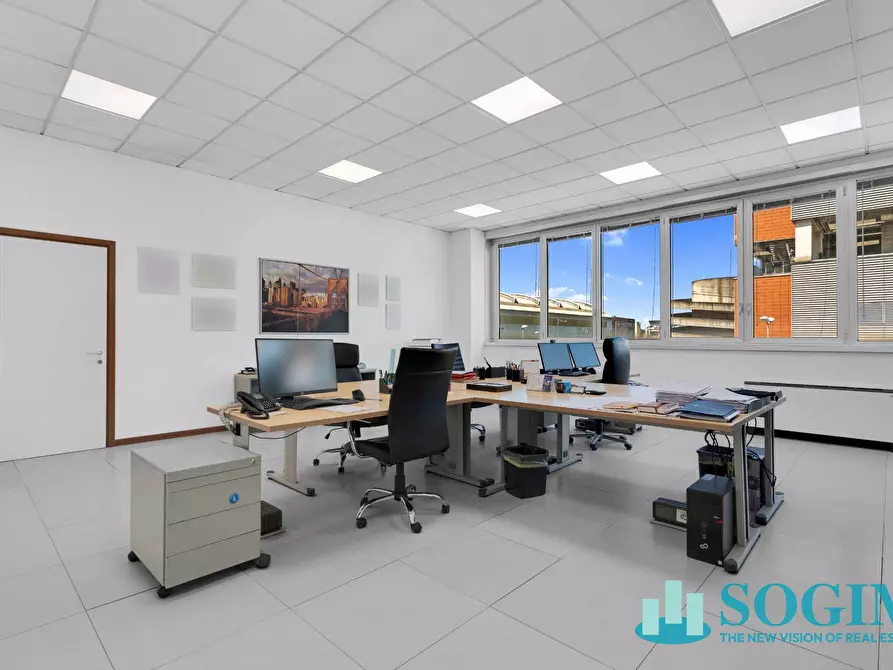 Immagine 14 di Capannone industriale in vendita  in LIBERO BIAGI 5 a Sesto San Giovanni