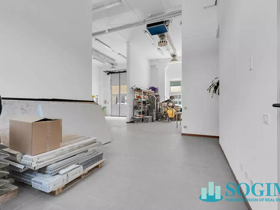 Immagine 19 di Capannone industriale in vendita  in LIBERO BIAGI 5 a Sesto San Giovanni