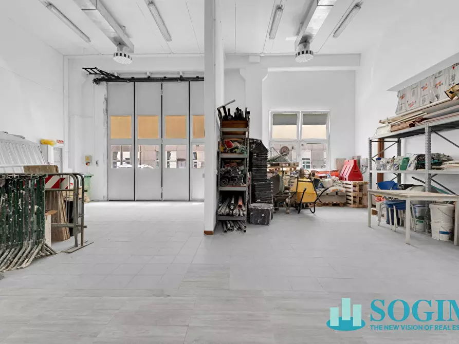 Immagine 20 di Capannone industriale in vendita  in LIBERO BIAGI 5 a Sesto San Giovanni