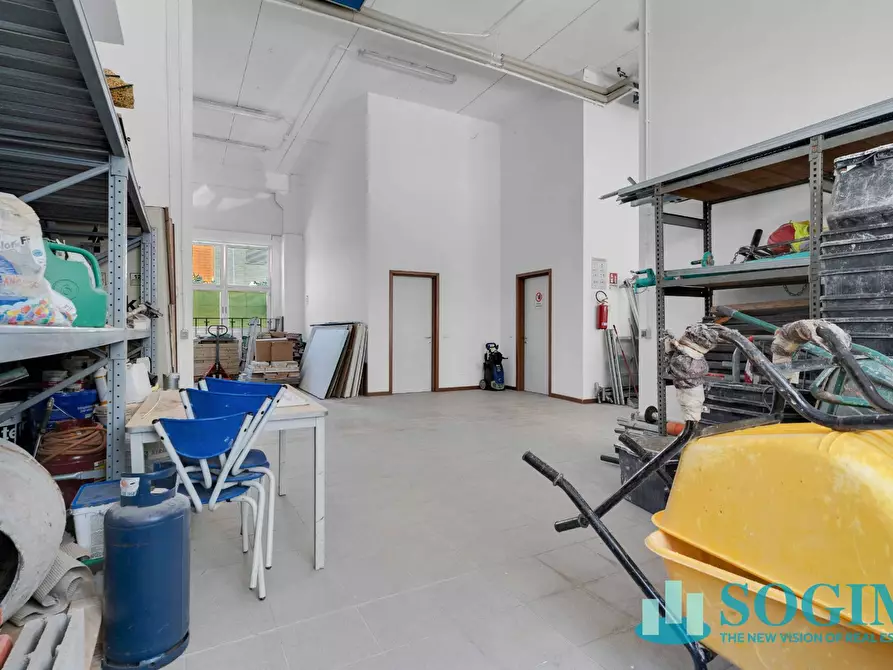 Immagine 22 di Capannone industriale in vendita  in LIBERO BIAGI 5 a Sesto San Giovanni