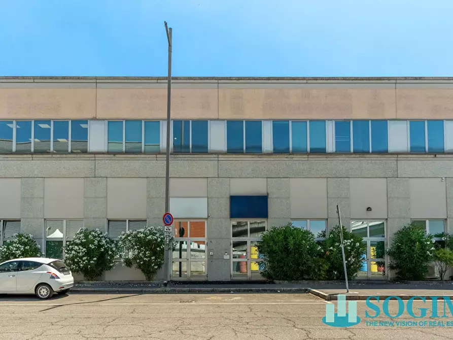 Immagine 26 di Capannone industriale in vendita  in LIBERO BIAGI 5 a Sesto San Giovanni