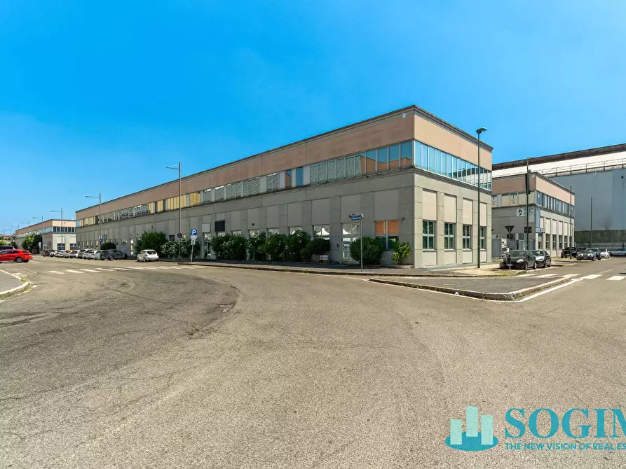 Immagine 27 di Capannone industriale in vendita  in LIBERO BIAGI 5 a Sesto San Giovanni