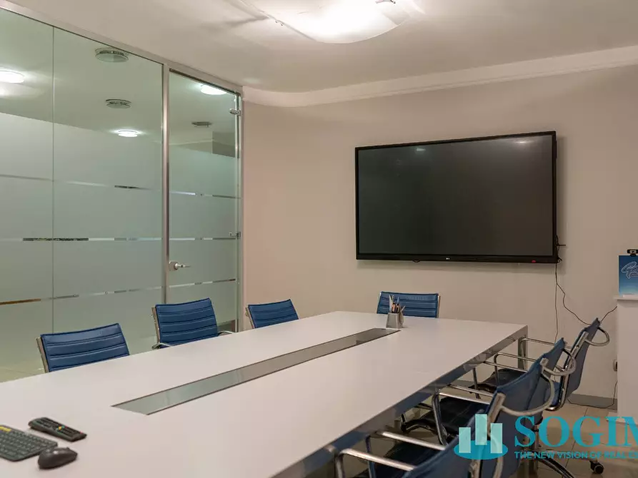 Immagine 22 di Ufficio in affitto  in Via Margherita Viganò De Vizzi 93/95 a Cinisello Balsamo