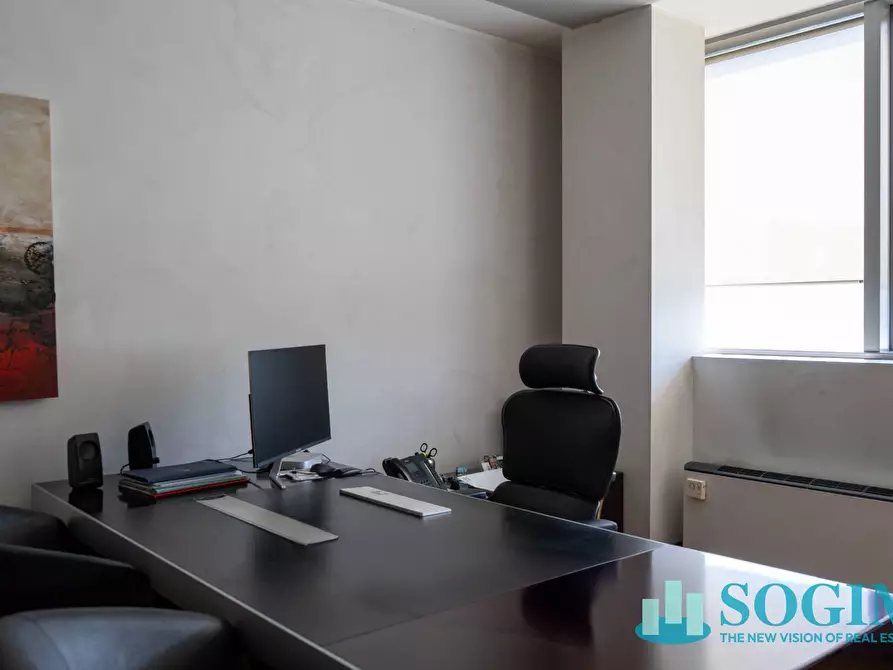 Immagine 52 di Ufficio in affitto  in Via Margherita Viganò De Vizzi 93/95 a Cinisello Balsamo