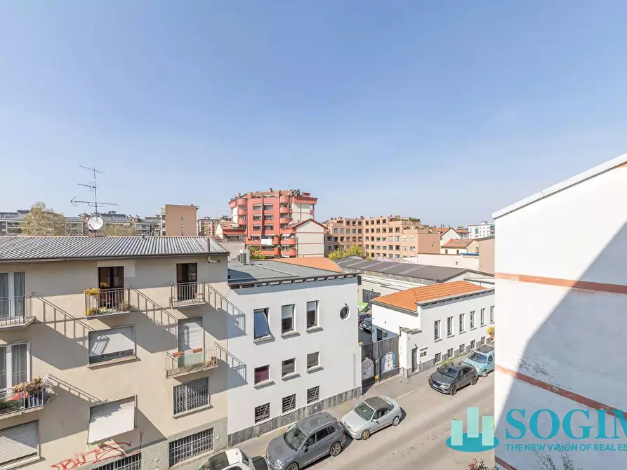 Immagine 17 di Appartamento in vendita  in Via Antonio Carnevali 29 a Milano