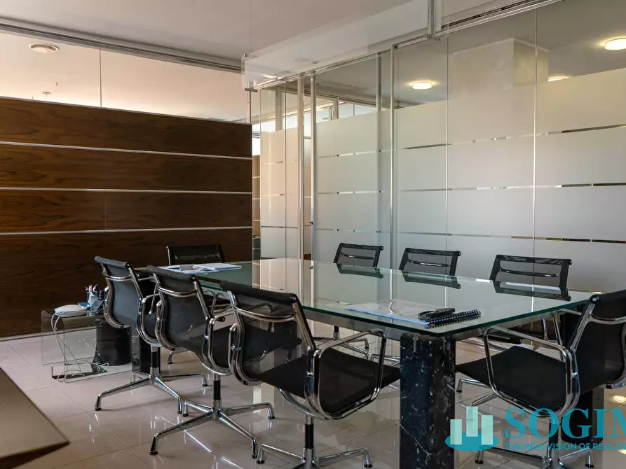 Immagine 3 di Ufficio in affitto  in Via Margherita Viganò De Vizzi 93/95 a Cinisello Balsamo