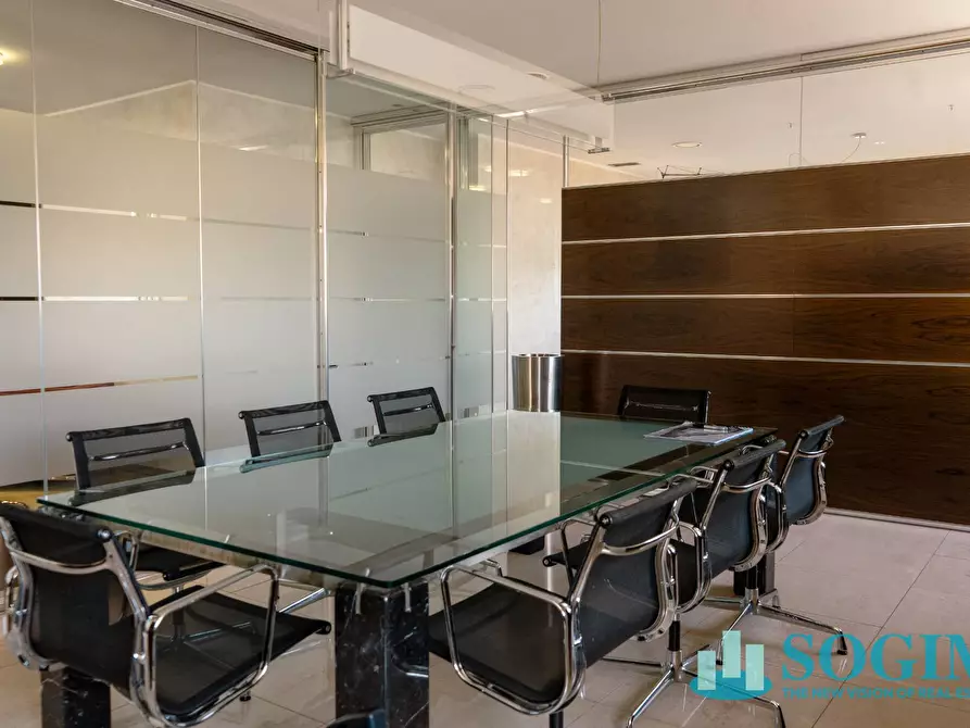 Immagine 21 di Ufficio in affitto  in Via Margherita Viganò De Vizzi 93/95 a Cinisello Balsamo