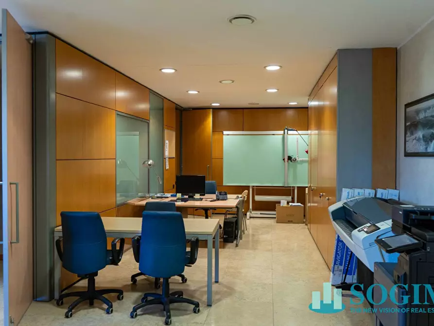 Immagine 60 di Ufficio in affitto  in Via Margherita Viganò De Vizzi 93/95 a Cinisello Balsamo