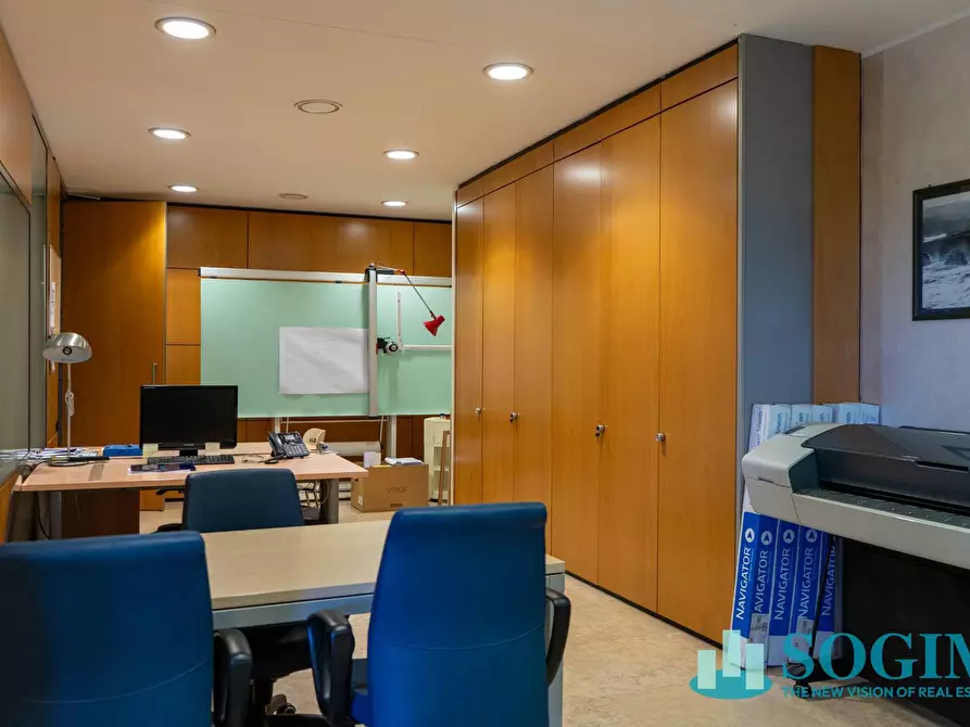 Immagine 61 di Ufficio in affitto  in Via Margherita Viganò De Vizzi 93/95 a Cinisello Balsamo