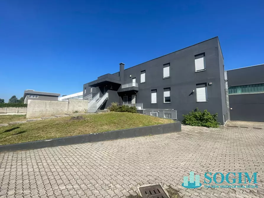 Immagine 10 di Capannone industriale in affitto  in via enrico fermi 7 a Burago Di Molgora