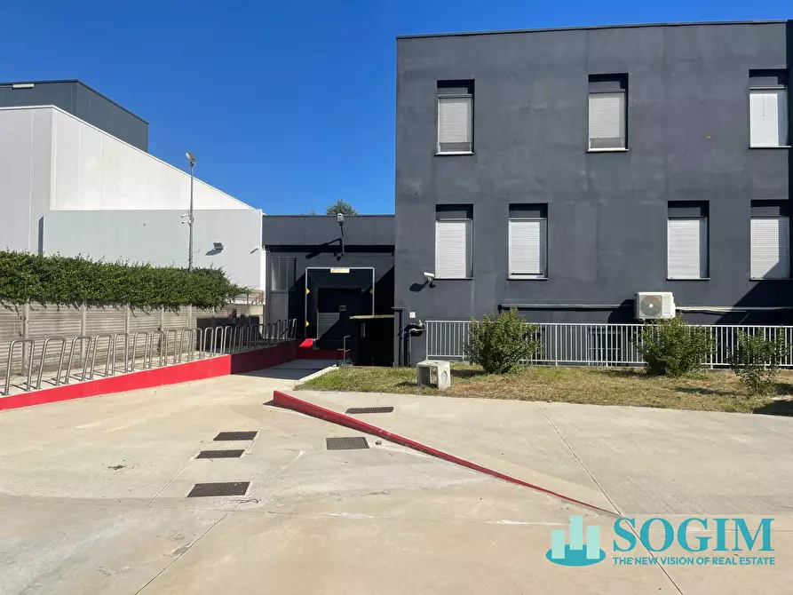 Immagine 5 di Capannone industriale in affitto  in via enrico fermi 7 a Burago Di Molgora