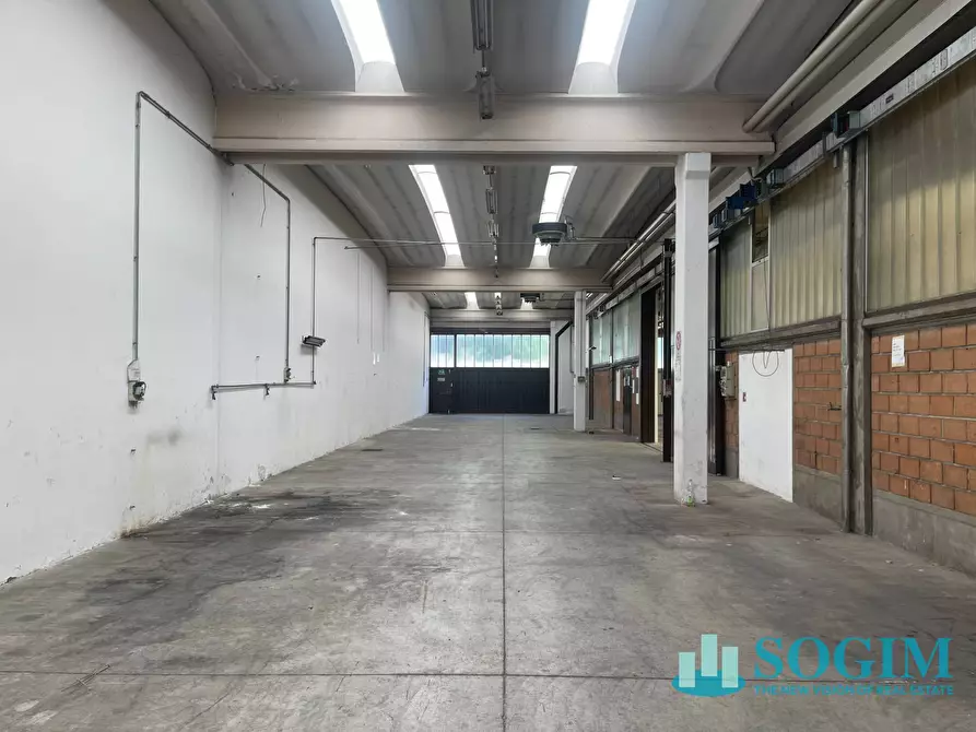 Immagine 4 di Capannone industriale in affitto  in via enrico fermi 7 a Burago Di Molgora