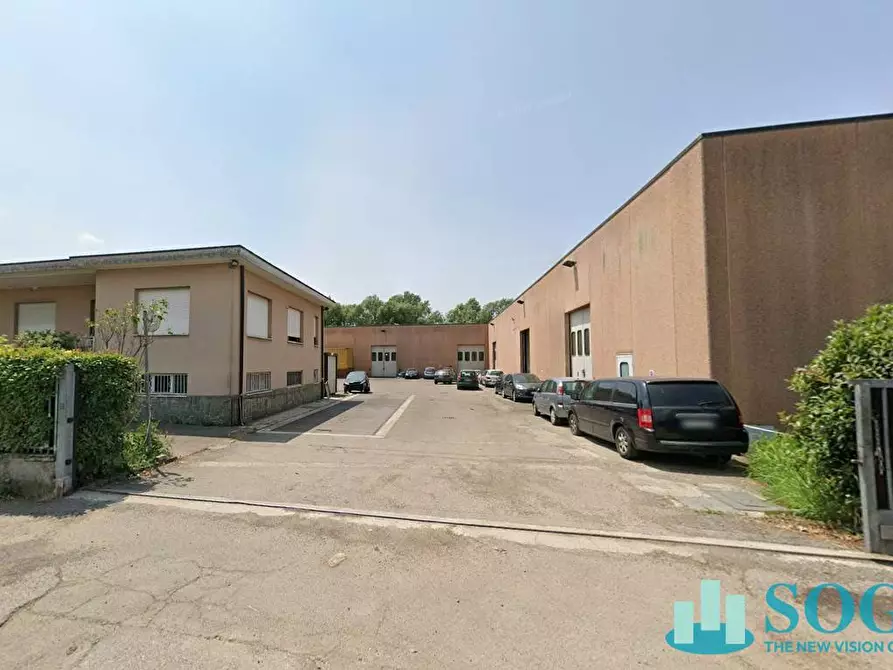 Immagine 2 di Capannone industriale in vendita  in Galvani 2 a Settala