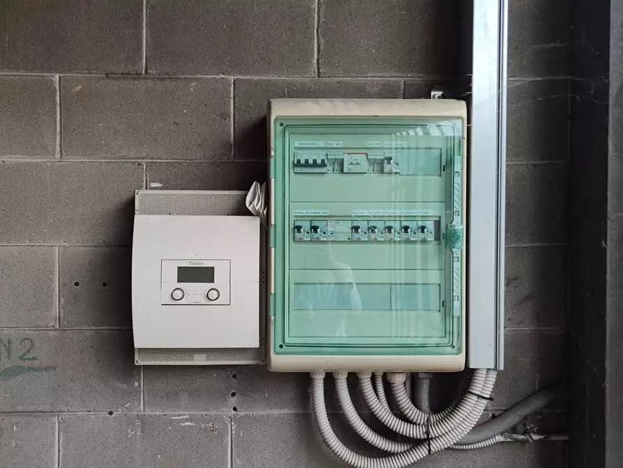 Immagine 9 di Capannone industriale in vendita  in Viale Industria 13 a Bottanuco