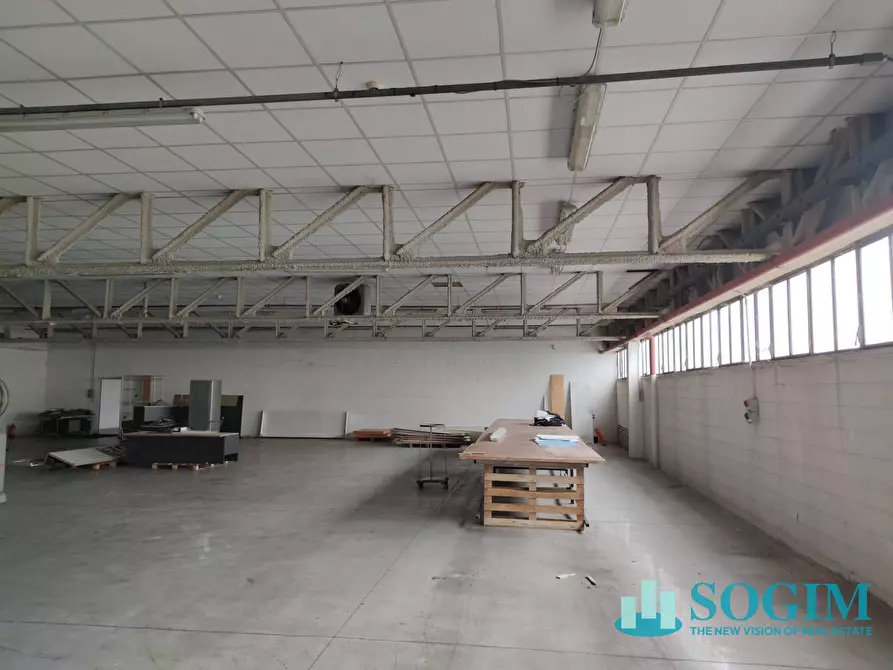 Immagine 10 di Capannone industriale in vendita  in Viale Industria 13 a Bottanuco