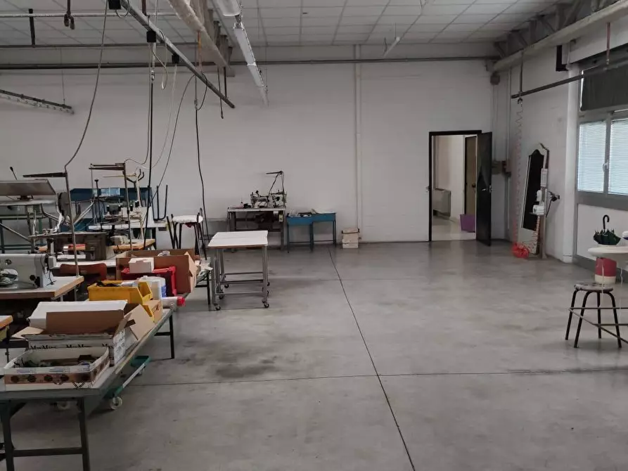 Immagine 19 di Capannone industriale in vendita  in Viale Industria 13 a Bottanuco