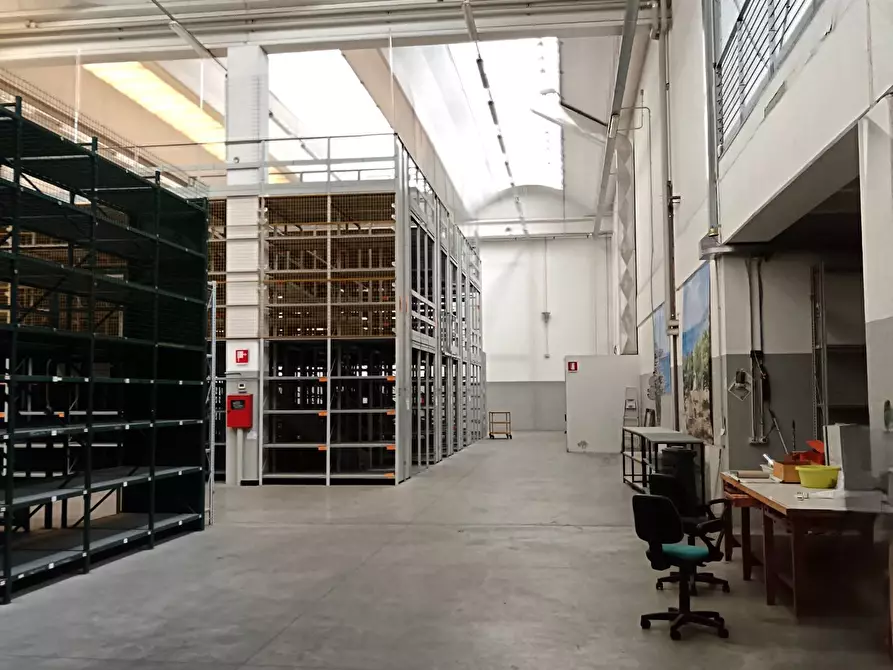 Immagine 9 di Capannone industriale in vendita  in via delle Industrie 20 a Lissone