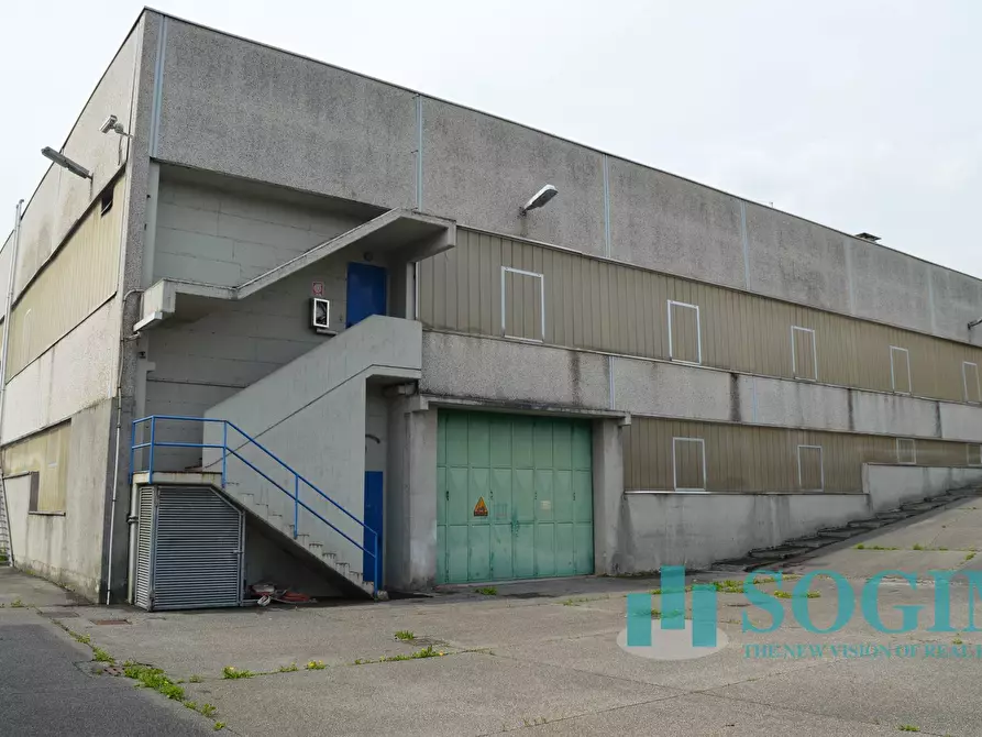 Immagine 18 di Capannone industriale in vendita  in Via Torino 1/3 a Olgiate Comasco