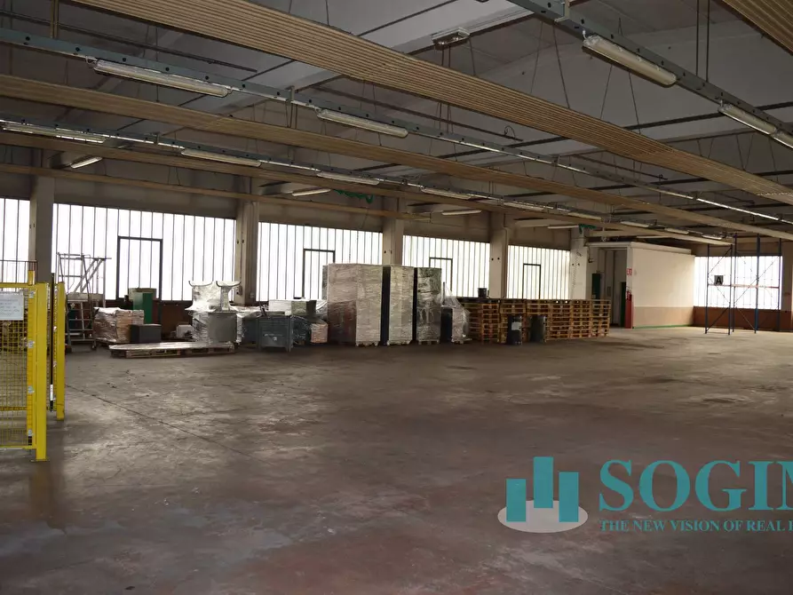 Immagine 23 di Capannone industriale in vendita  in Via Torino 1/3 a Olgiate Comasco